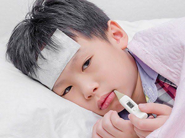 Trẻ chuẩn bị đi mẫu giáo nhưng chưa tiêm đủ vắc xin phải làm sao?